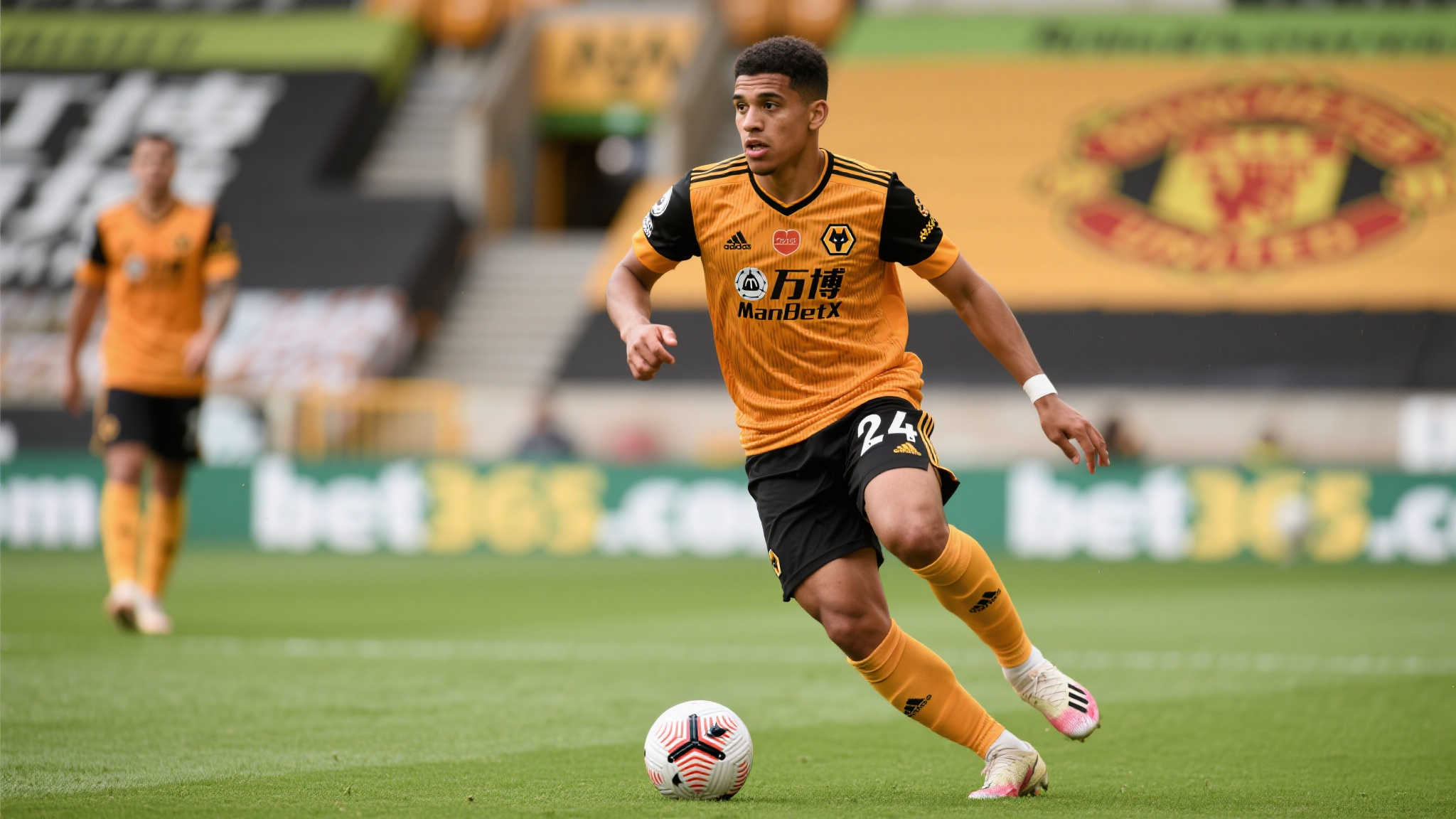 作为国际足 作为国际足